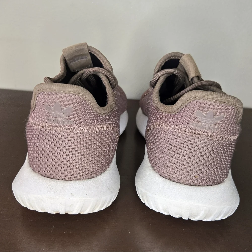 Adidas Knit Sneakers Boys 6 Womens 7.5 Taupe Athletic Shoes